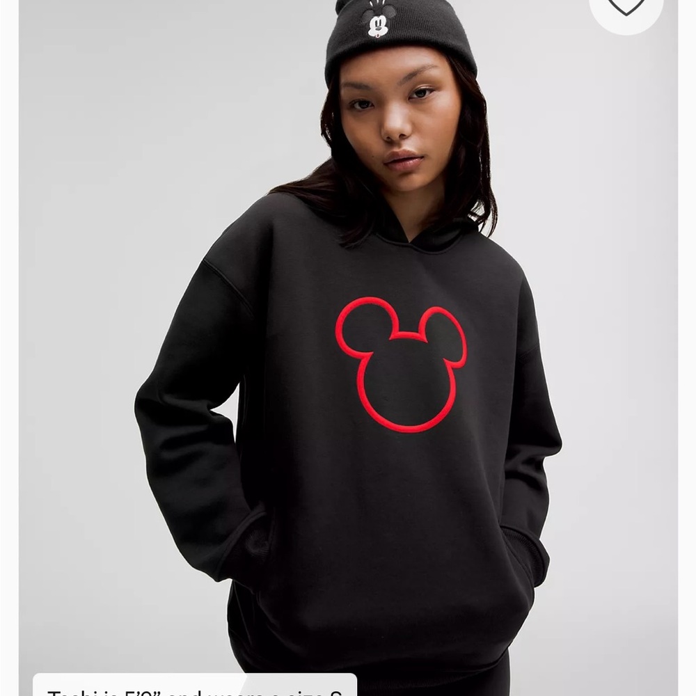 Disney x lululemon
Fleece Oversized Hoodie